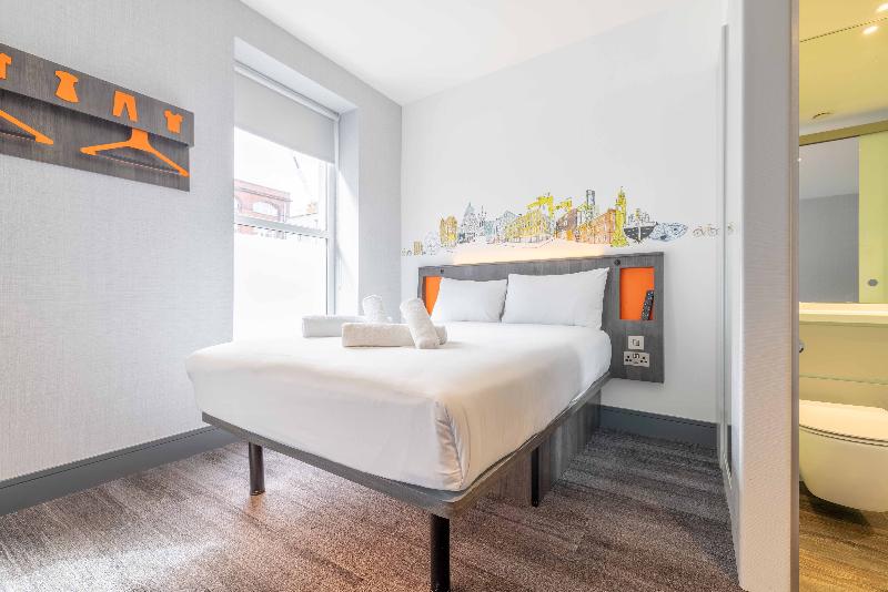 easyHotel Belfast - Oda