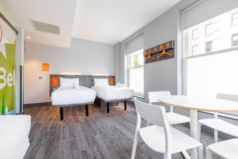 easyHotel Belfast - Oda