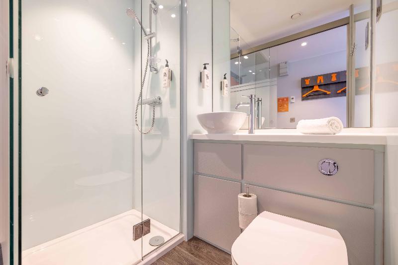 easyHotel Belfast - Oda