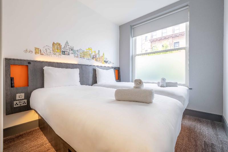 easyHotel Belfast - Oda