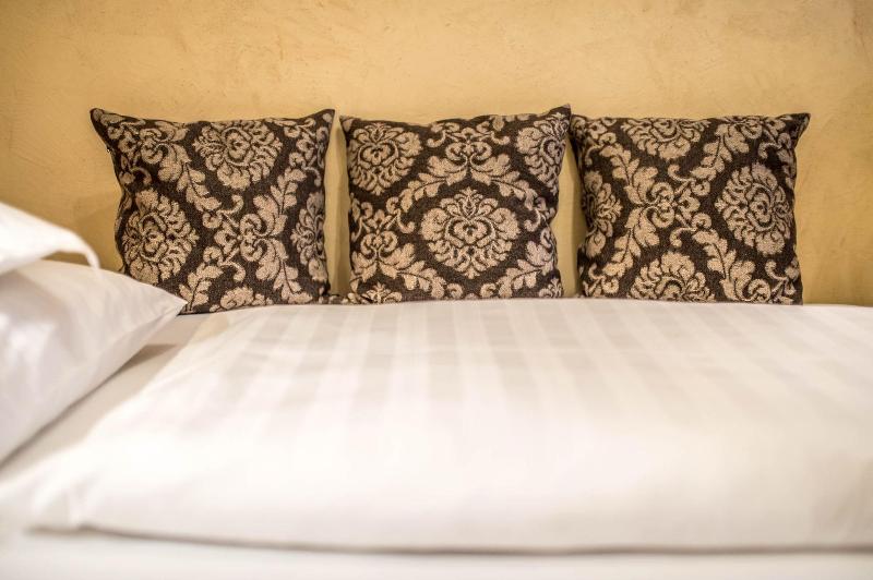 Hotel Corona - Oda
