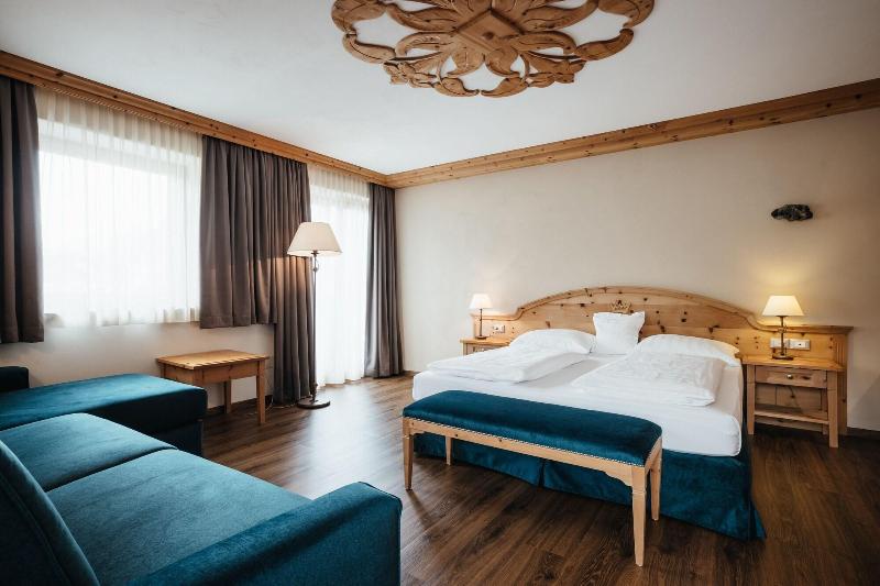 Hotel Corona - Oda
