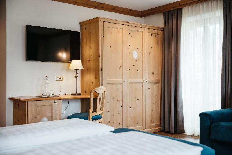 Hotel Corona - Oda