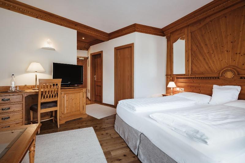 Hotel Corona - Oda