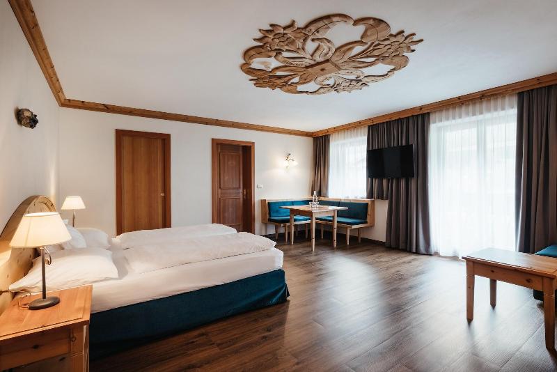 Hotel Corona - Oda