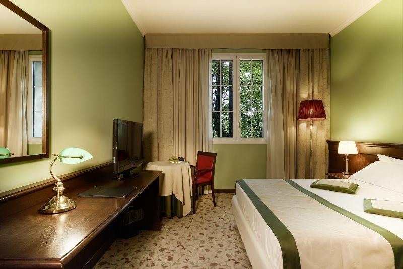 Meditur Hotel Bologna - Oda