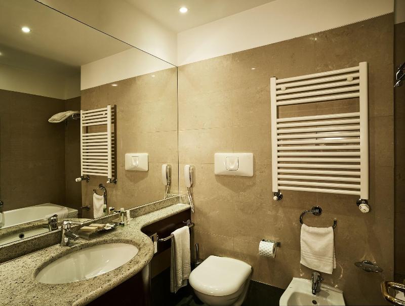 Meditur Hotel Bologna - Oda