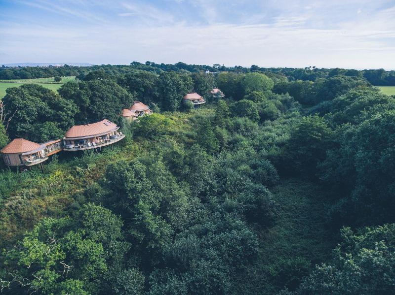 Chewton Glen - Genel