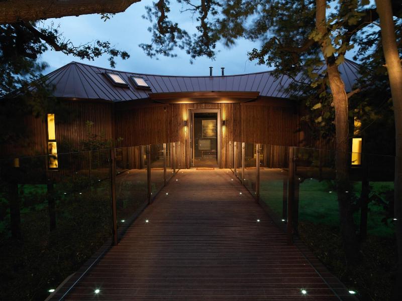 Chewton Glen - Genel