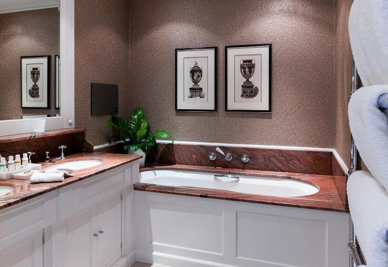 Chewton Glen - Oda