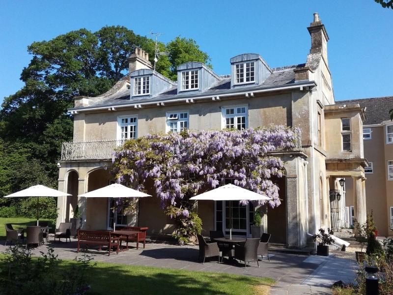 Chiseldon House - Genel
