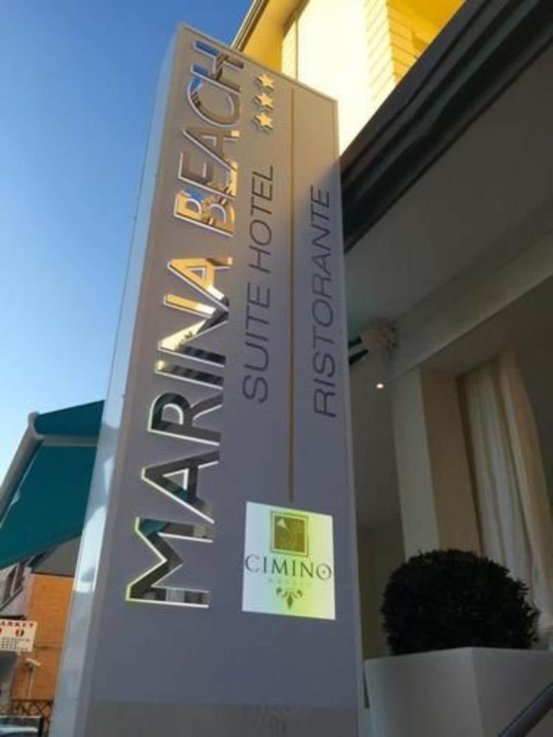 Marina Beach Suite Hotel - Lobi