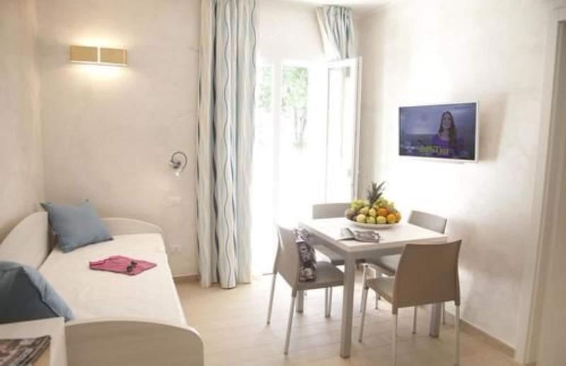 Marina Beach Suite Hotel - Oda