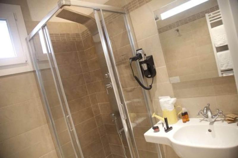 Marina Beach Suite Hotel - Oda