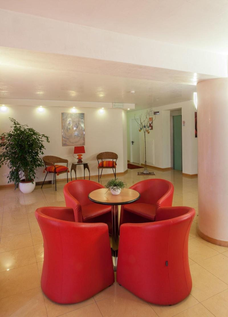 Hotel Bahama - Lobi
