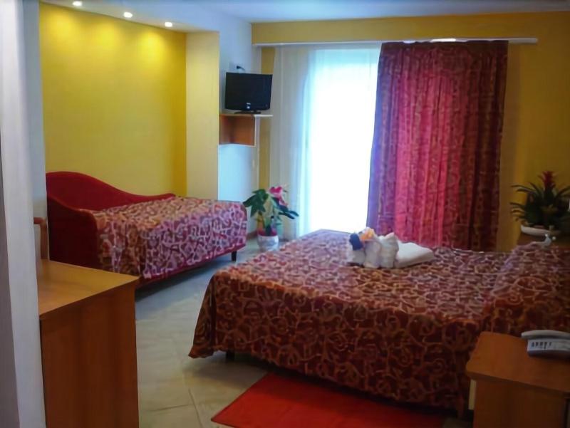 Hotel Bahama - Oda