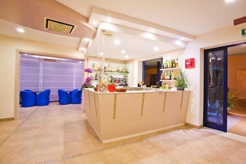 Hotel Thea - Bar