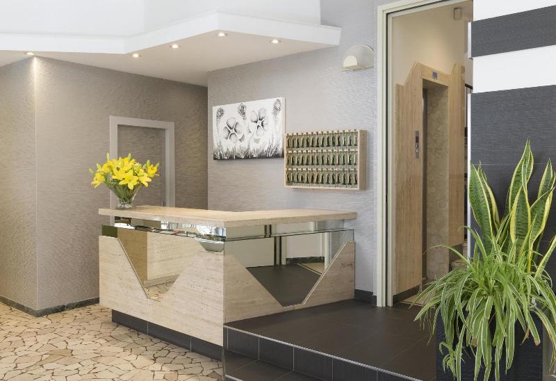 Hotel Bremen - Lobi
