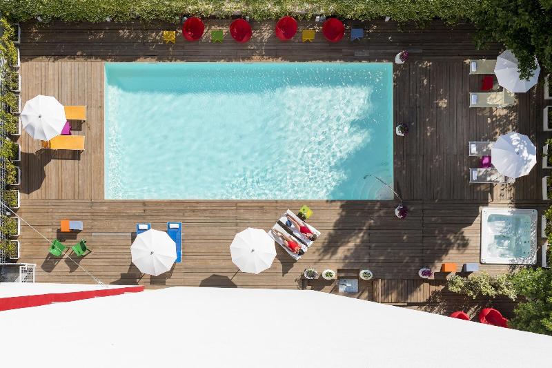 Hotel Rainbow - Genel