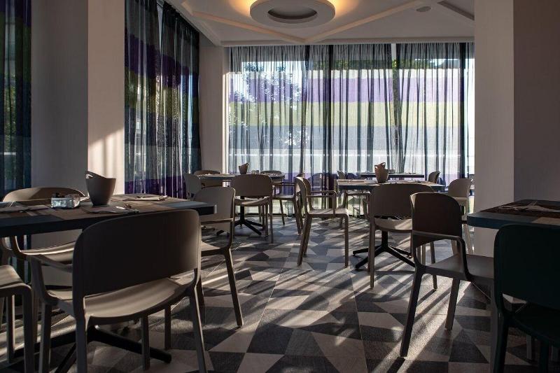 Hotel Rainbow - Restoran