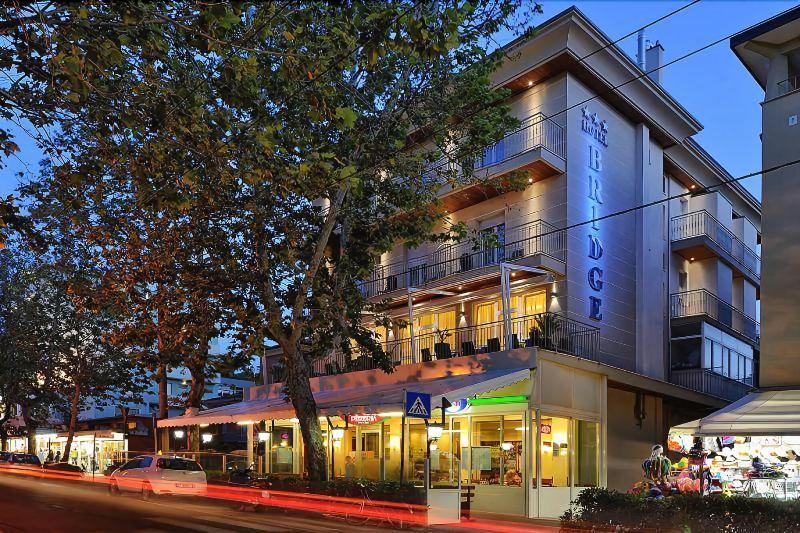 Hotel Bridge - Genel