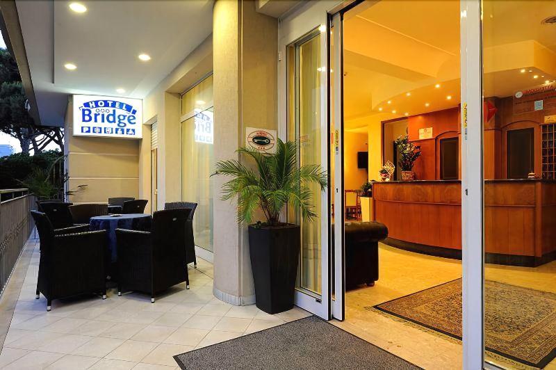 Hotel Bridge - Genel
