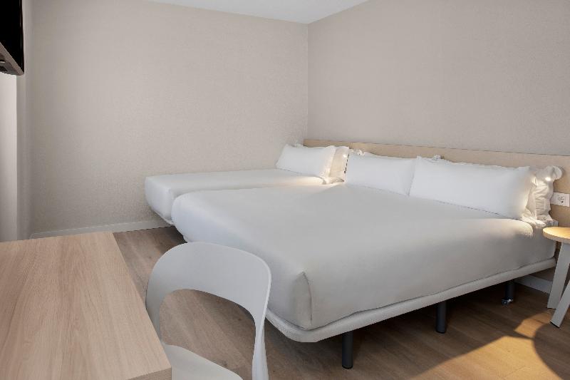 B&B HOTEL Figueira da Foz - Oda