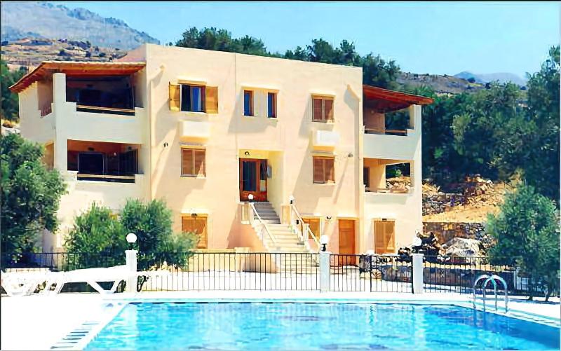 Phoenix Apartments - Genel