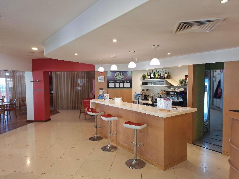 Ibis Setubal - Bar