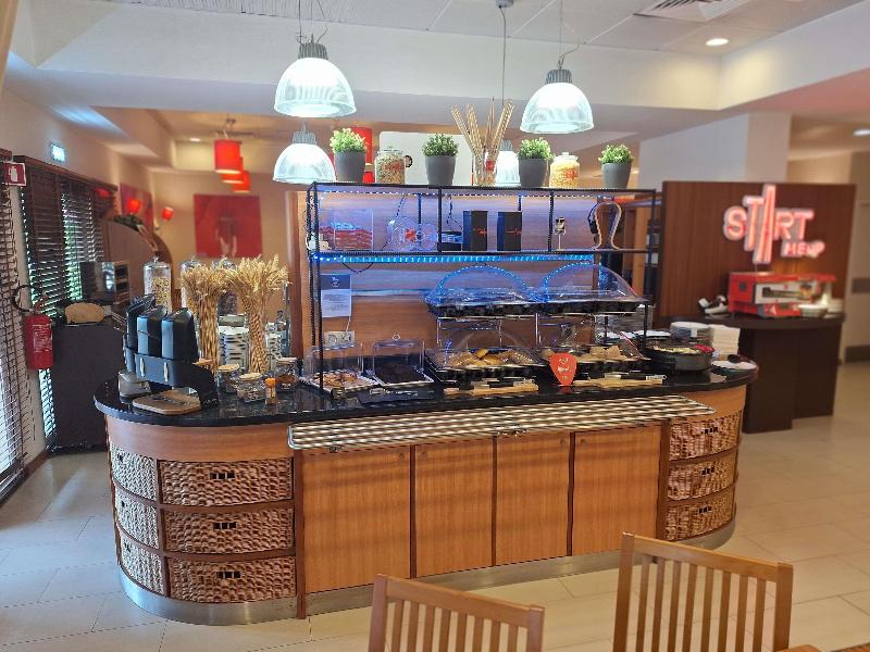 Ibis Setubal - Restoran