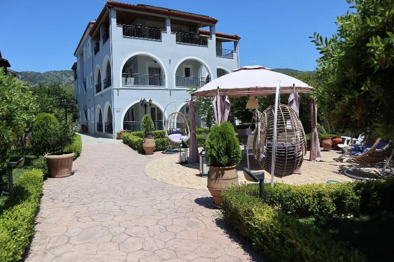 Delphin Rooms Sivota - Genel