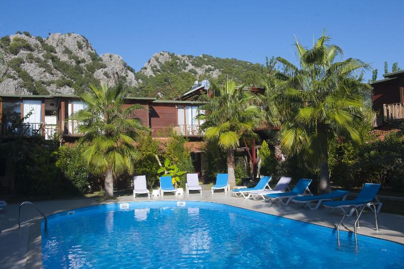 Kutle Hotel - Genel