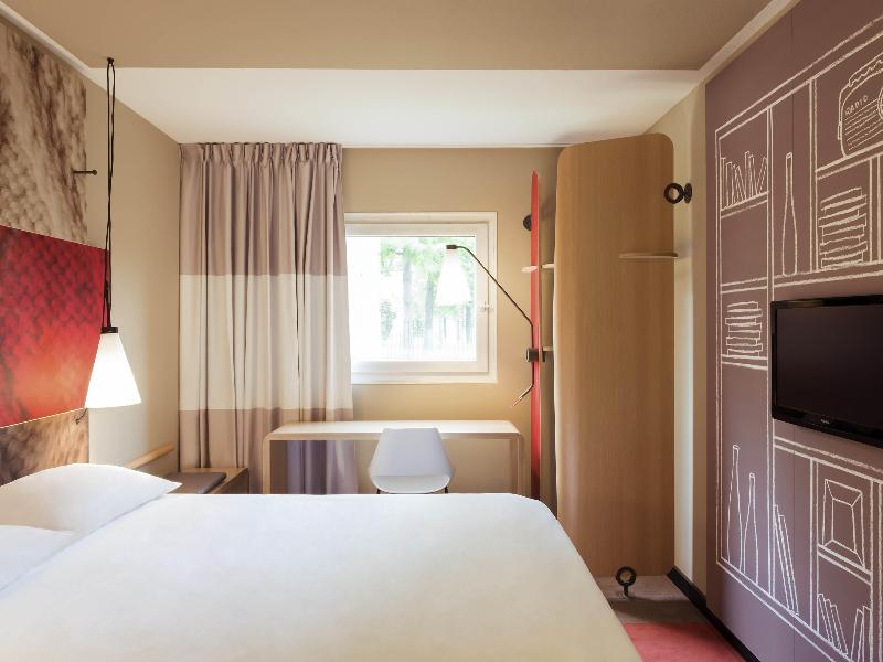 Ibis Coimbra - Oda