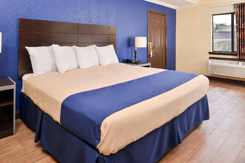 Ibis Coimbra - Oda