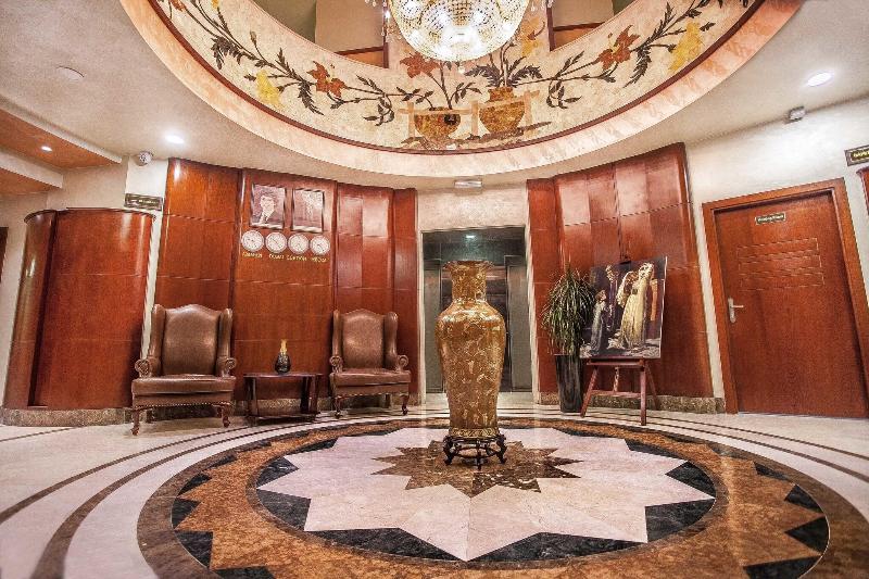 Sofia Suites Hotel - Lobi