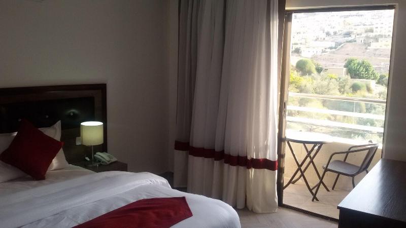 Petra Corner Hotel - Oda