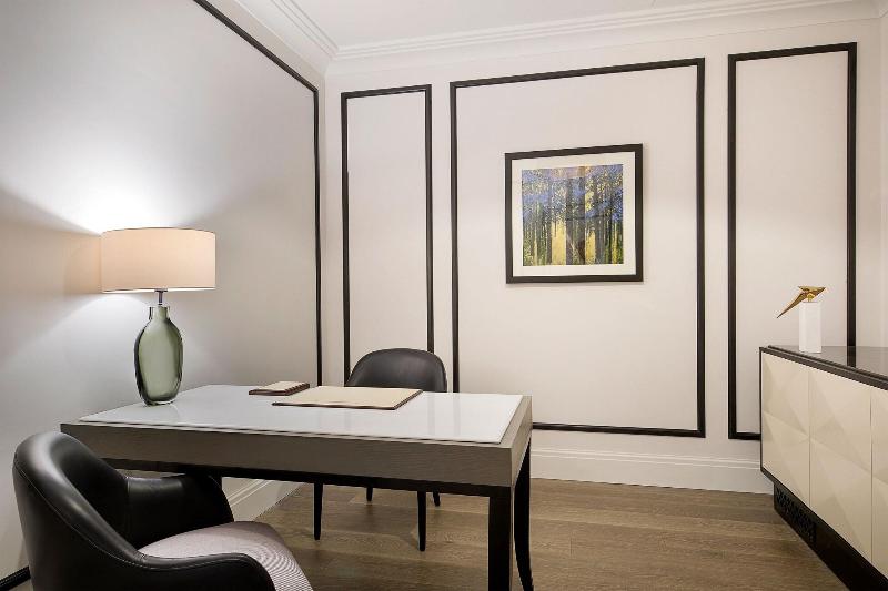 The St. Regis Amman - Oda
