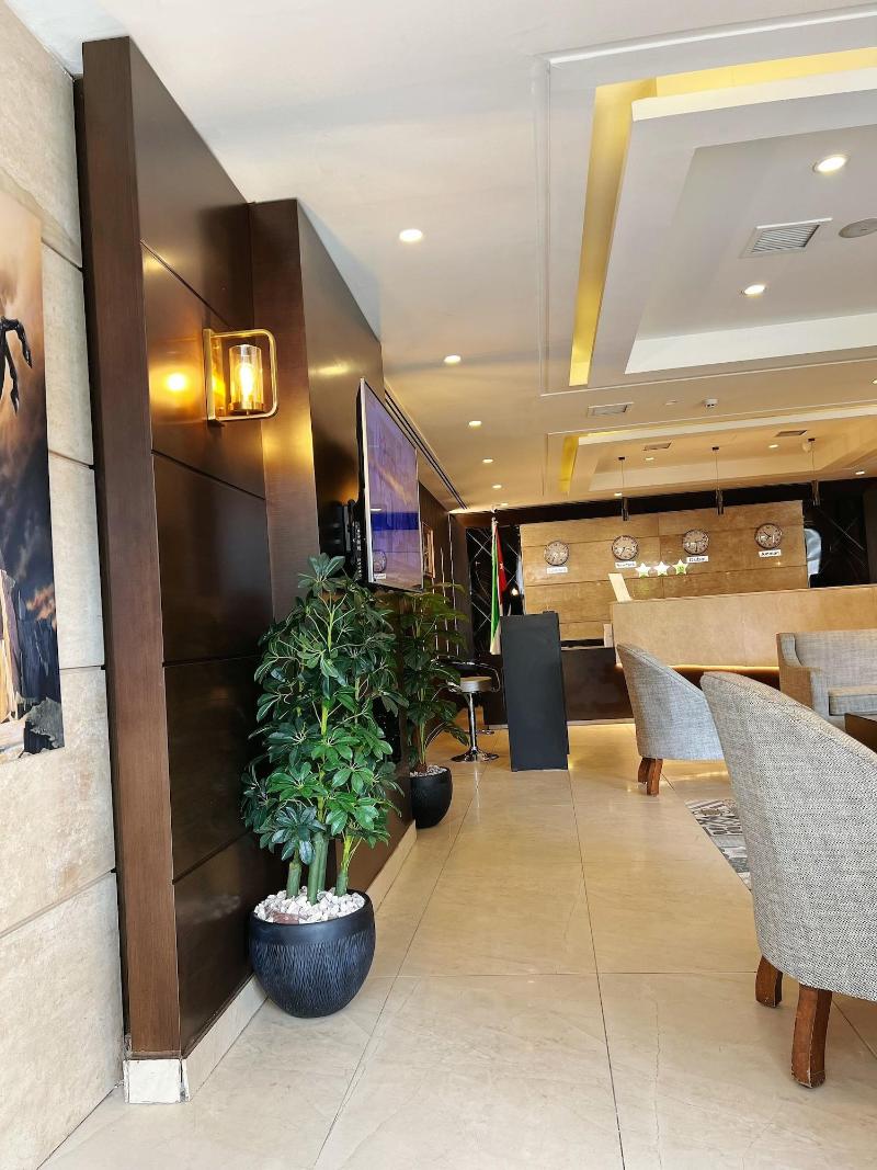 7Th Star Hotel Suites - Lobi