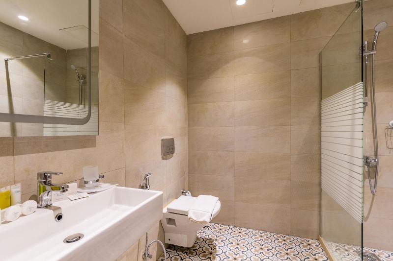 7Th Star Hotel Suites - Oda