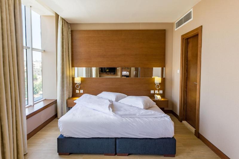 7Th Star Hotel Suites - Oda
