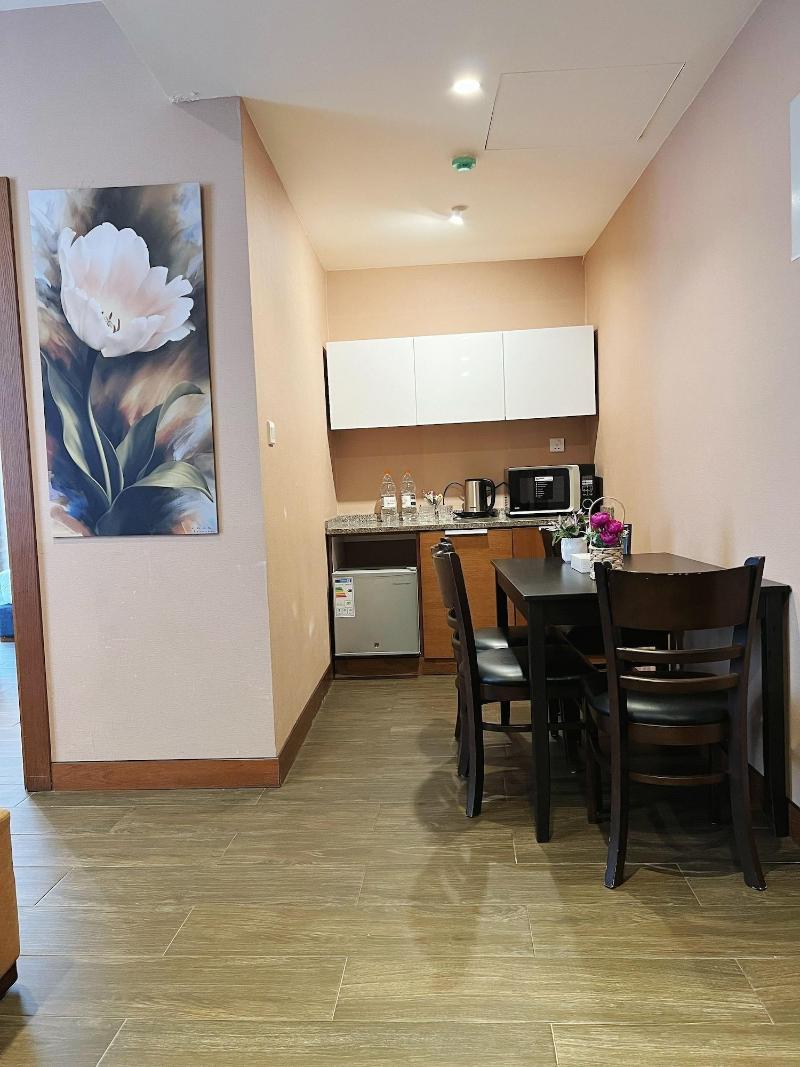 7Th Star Hotel Suites - Oda