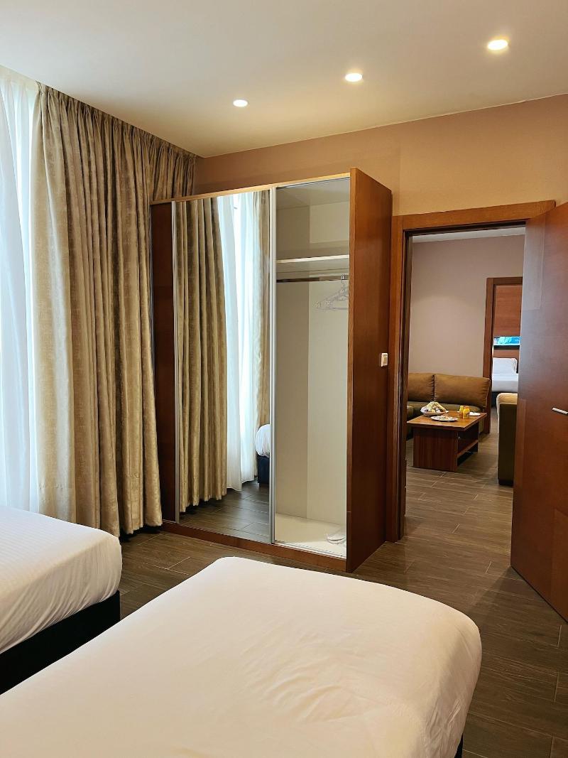 7Th Star Hotel Suites - Oda