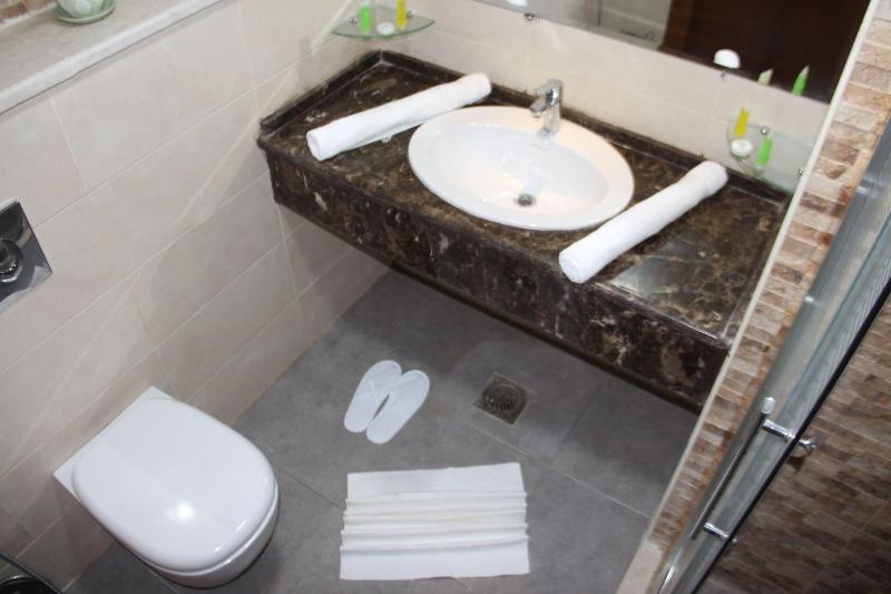 Saray Hotel - Oda