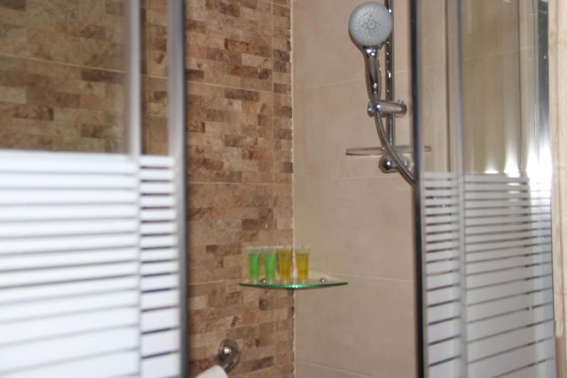 Saray Hotel - Oda