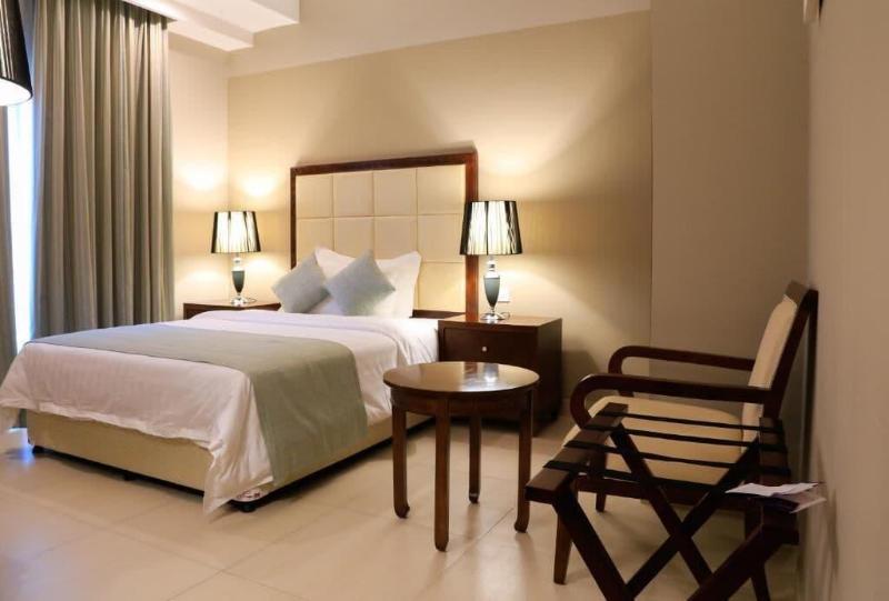 Muscat Inn Hotel - Oda
