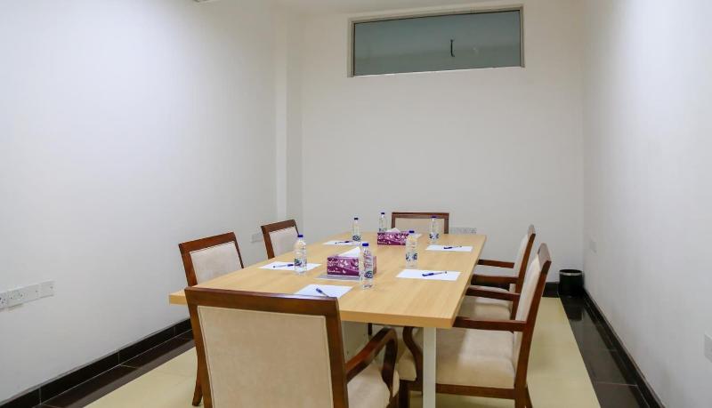 Muscat Inn Hotel - Restoran