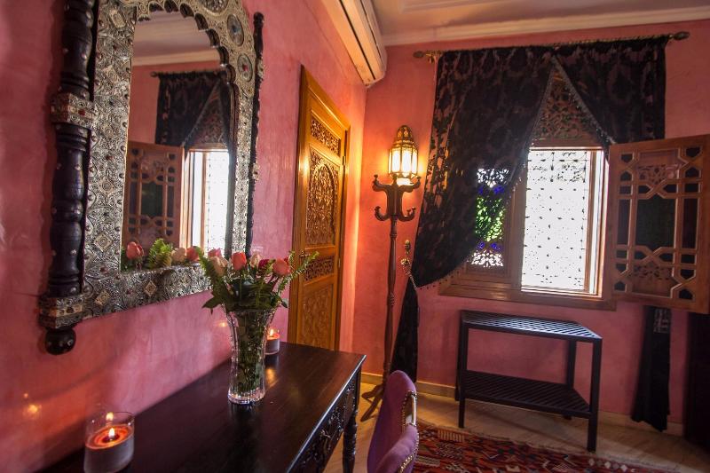 Riad Raouia - Oda