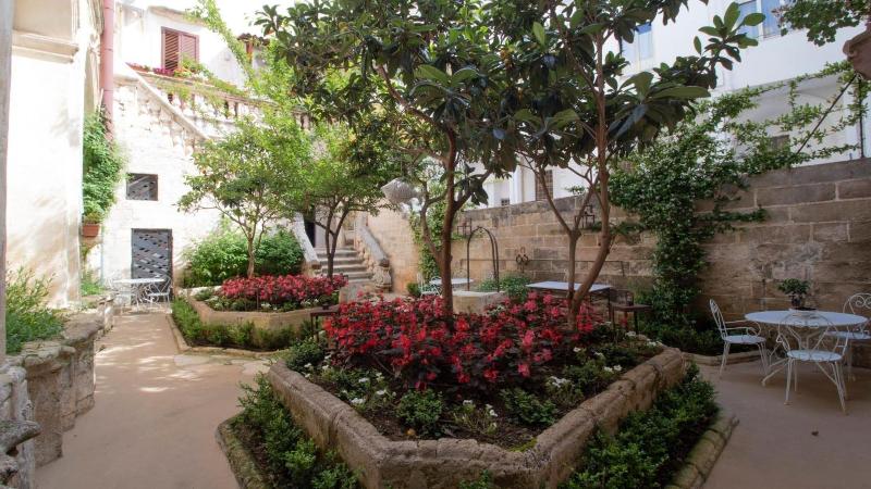 Il Giardino Della Regina - Genel