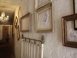 Une Chambre En Ville