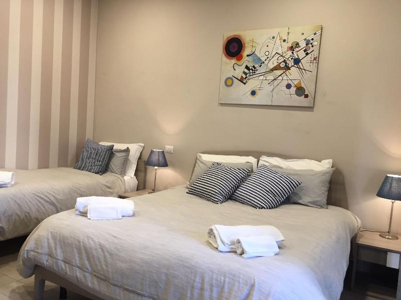 2Naples room&breakfast - Oda